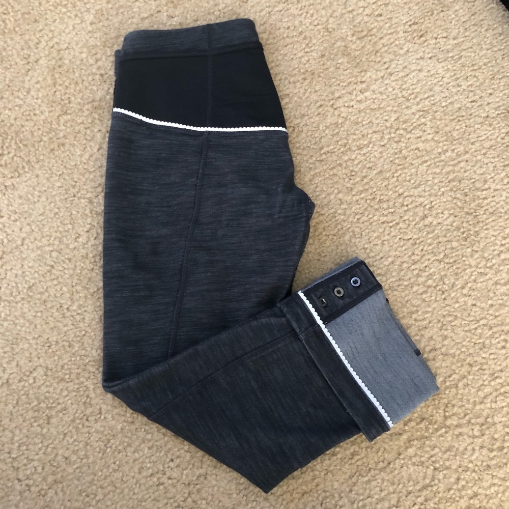 Lululemon Cropped Pants